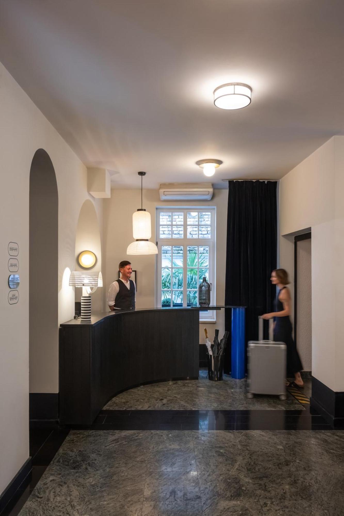 Pavilion Boutique Hotel Белград Экстерьер фото